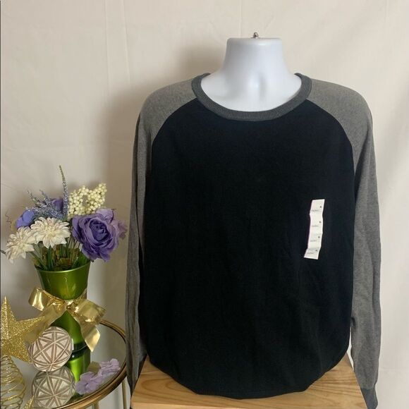 Men's Colorblock Regular Fit Crewneck Sweater -